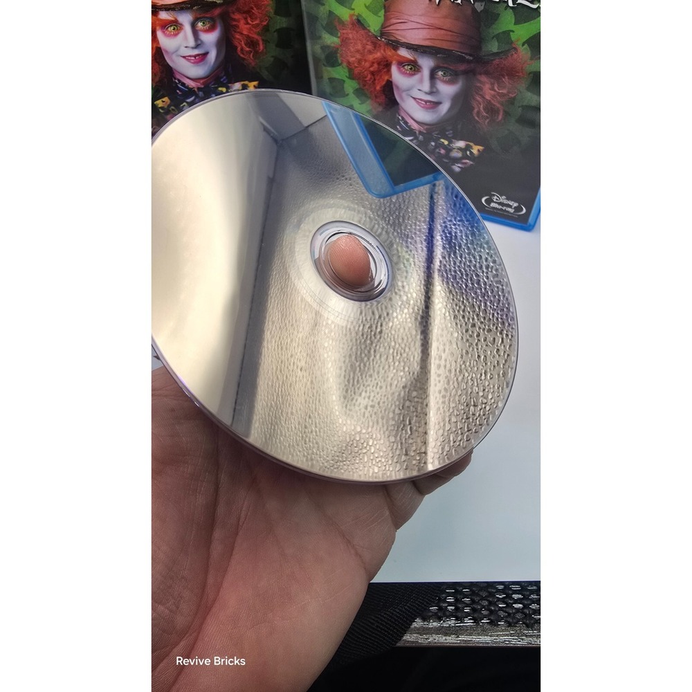 Alice in Wonderland (Blu-ray, 2010) W/ Slip Cover Tested Johnny Depp Tim Burton - Picture 4 of 10